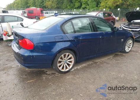 2011 BMW 328I xDrive из США, поврежденный, VIN WBAPK5C52BA659222